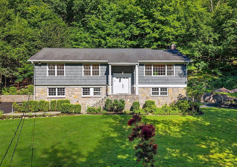 1st image of 46 Bacon Hill Road