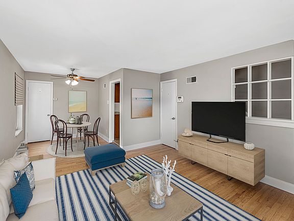Living room Dining Area