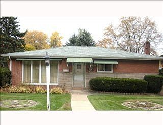 Front walk,level to street