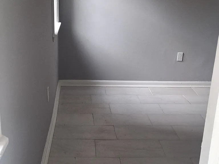1436 W Baltimore St — Photo 5