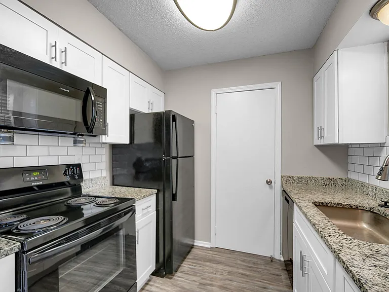 The Birches Apartment Homes — Photo 6