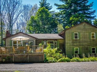 26 Evergreen St, Medway, MA 02053