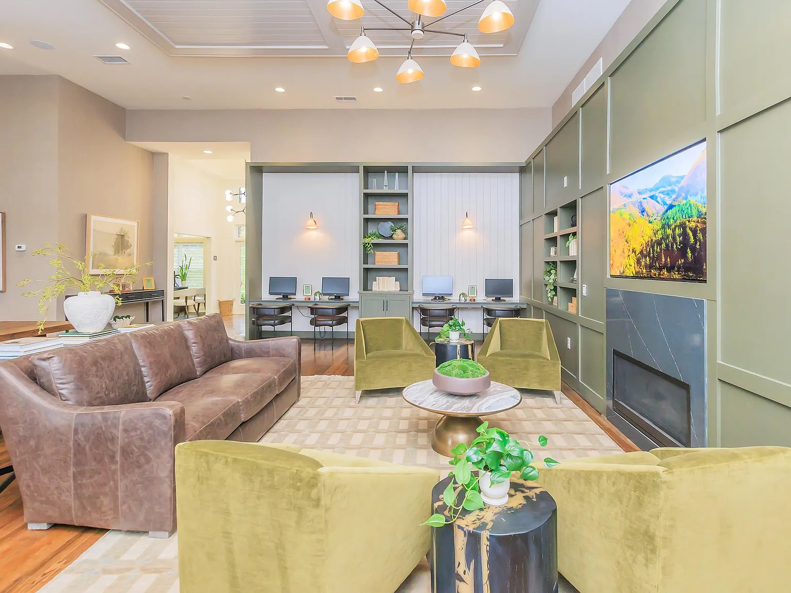 Riverstone Apartments at Long Shoals — Photo 4