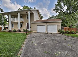 8920 E 59th St, Raytown, MO 64133