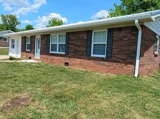 323 Tennessee Ave, Monticello, KY 42633