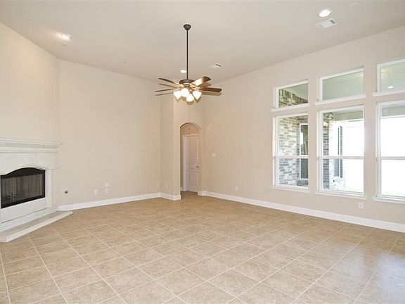 5th image of 28026 Sugarside Glen Dr