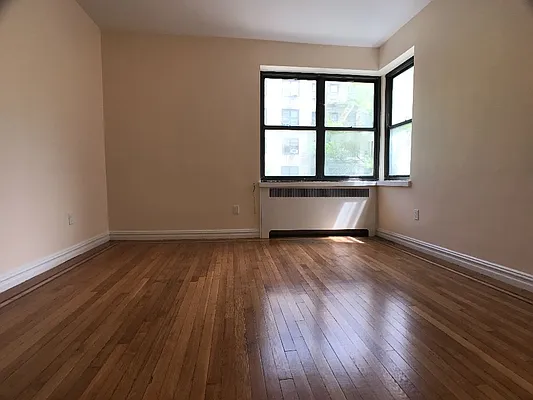 Rented by Sovereign Associates | media 25