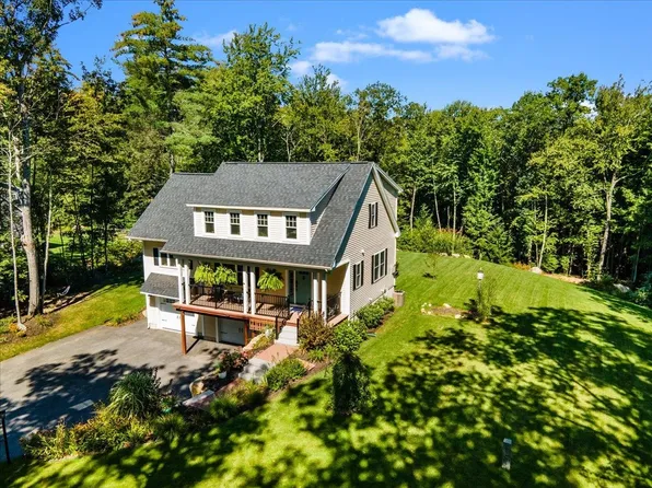 53 Langford Road, Raymond, NH 03077