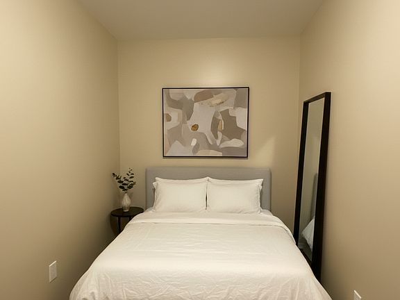 2nd image of 1310 S Sawyer Ave #2F