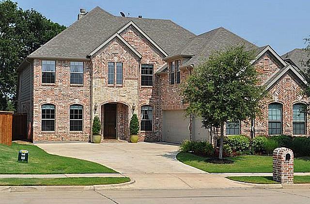 1st image of 218 Barkley Dr