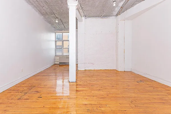 Rented by MySpaceNYC | media 7