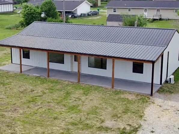 602 Aj Street, Willow Springs, MO 65793