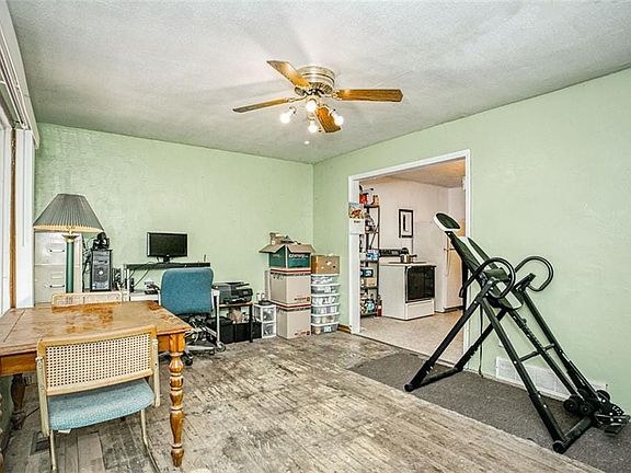 4th image of 5230 E 51st St