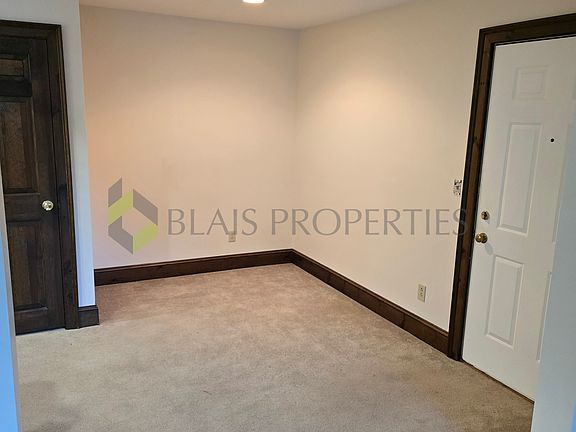 2nd image of 33 Parkwood Dr #11280411