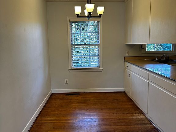 Dining room or nice space for office