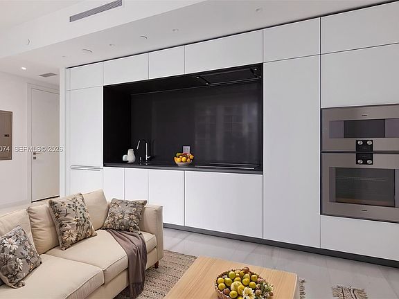 3rd image of 300 Biscayne Boulevard Way #2608W
