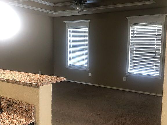 5th image of 913 Anemone Dr