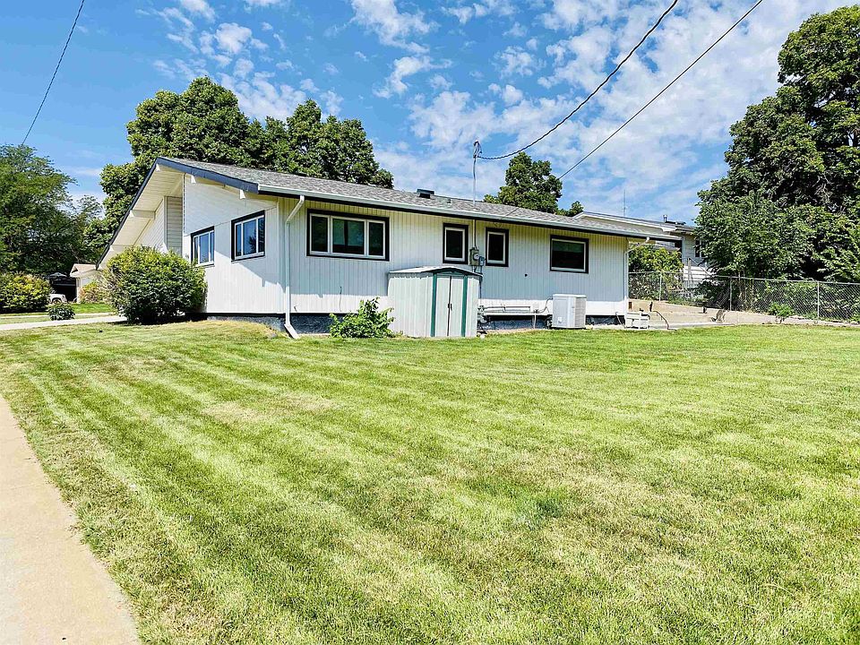 409 E 9th St, Ogallala, NE 69153 Zillow