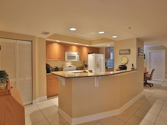 4th image of 3315 S Atlantic Ave APT 1205