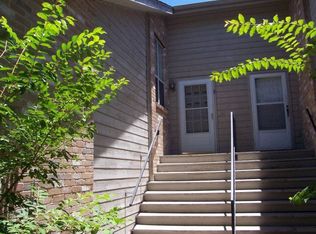 8 Oak Villa Rd, Canyon Lake, TX 78133