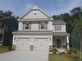 1012 Shadow Glen Dr, Fairburn, GA 30213