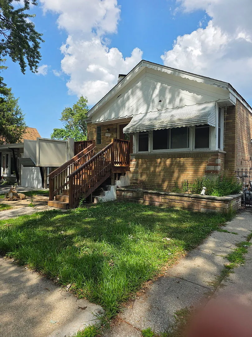 3925 Wesley Ave photo 1