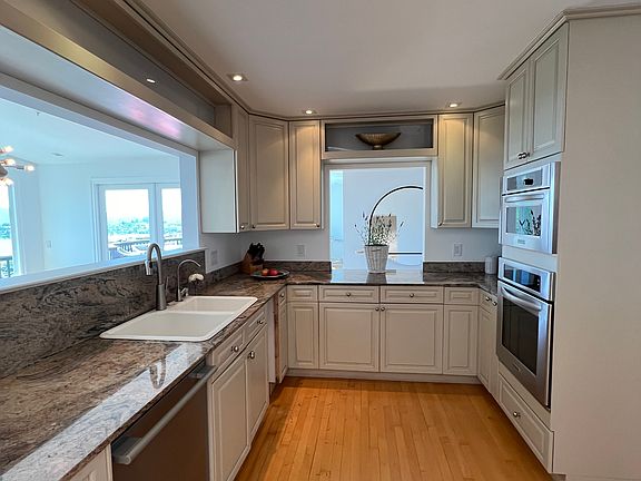 4th image of 8 Wilkins Ct