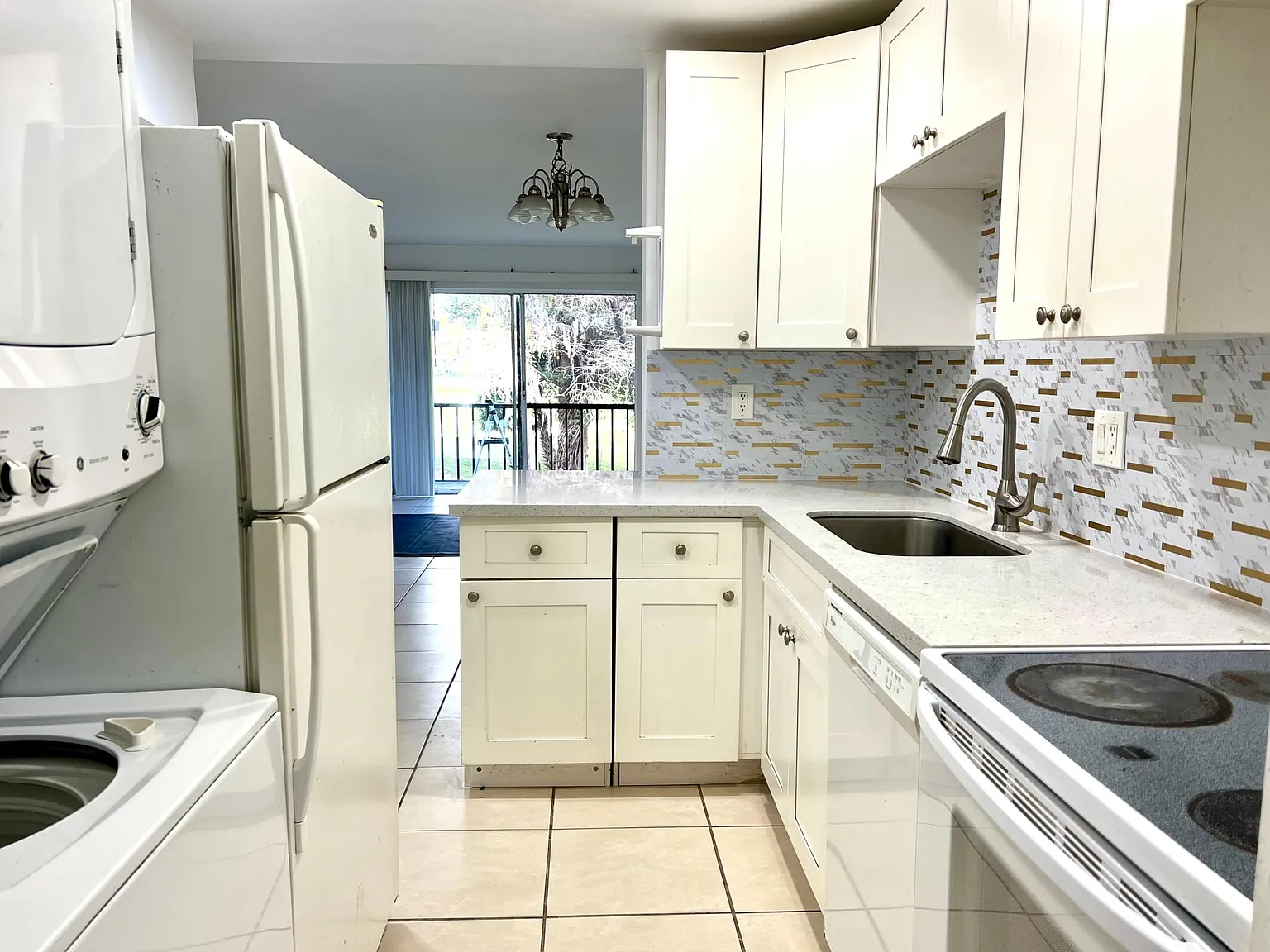 1 bed, 1.5 bath, 750 sqft, $1,750 — Photo 3
