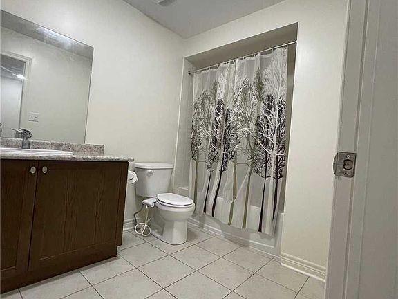 4th image of 628 Krawchuk Cres