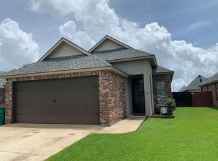 102 Kipling St, Youngsville, LA 70592