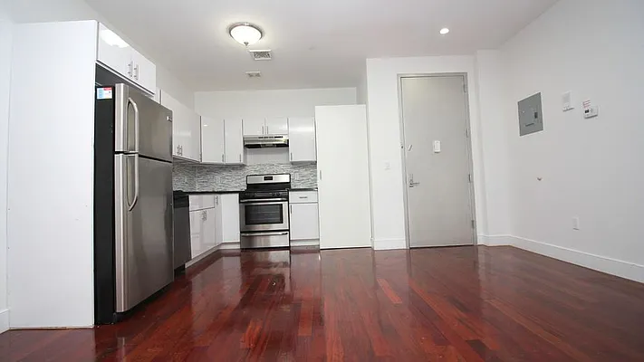 Rented by Nooklyn NYC LLC | media 19