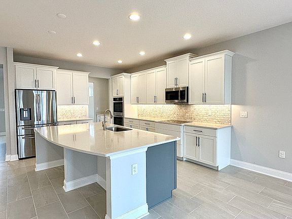 5th image of 13185 Blossom Valley Dr