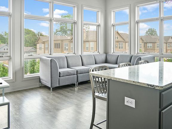 2nd image of 524 N College Ave #2B-2Ba