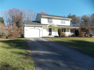 4 Balsam Ln, Smithfield, RI 02917