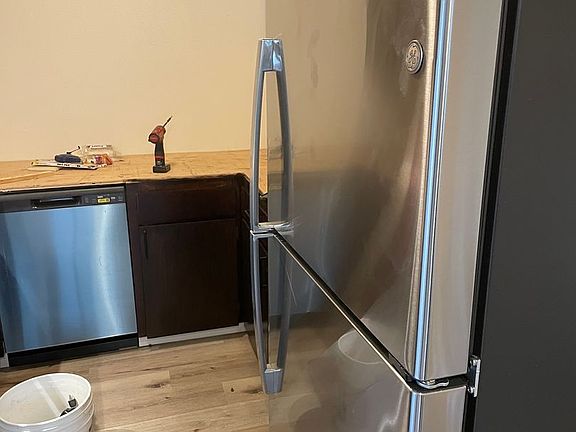 5th image of 2712 SE Yamhill St APT 1