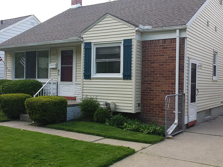 3332 Ravena Ave — Photo 1