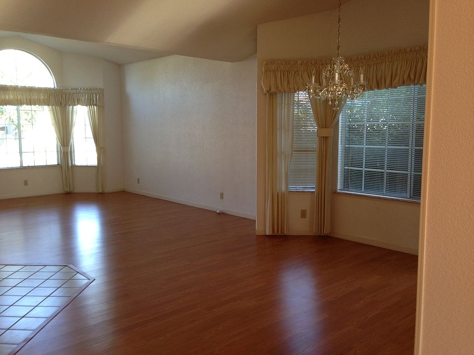 1st image of 3062 Nancy Ln