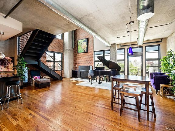 2nd image of 1860 N Washington St APT 602