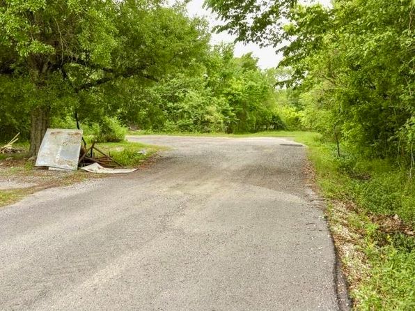 W 57th St, Cut Off, LA 70345