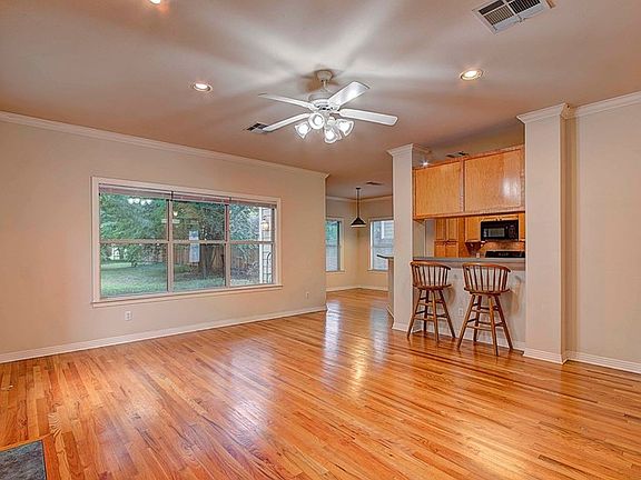 5th image of 5512 William Holland Ave