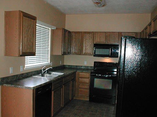 3rd image of 8771 S Placerville Cv