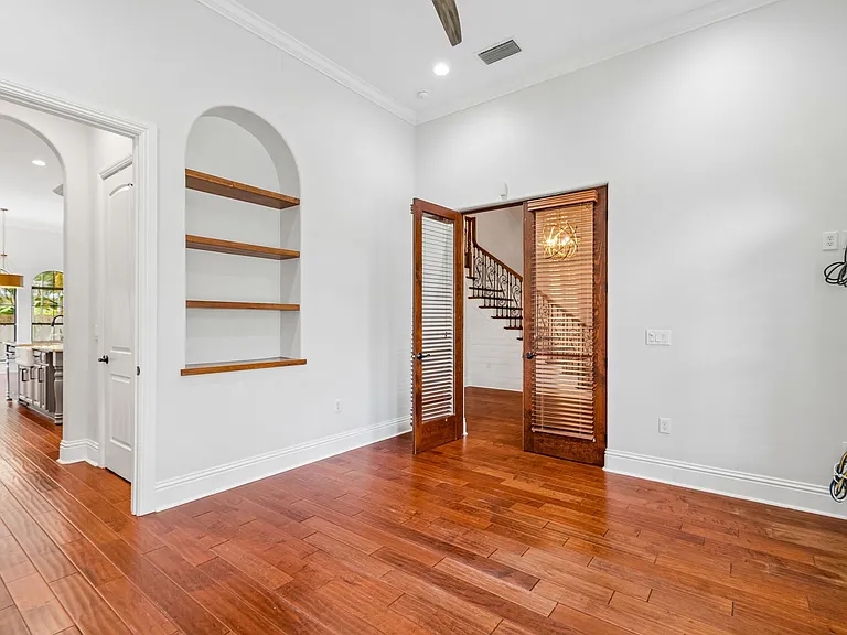 3917 W Barcelona St — Photo 28