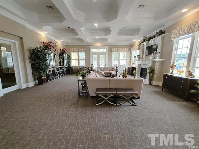 1042 Commack Dr — Photo 22