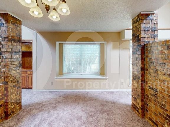 5th image of 324 Lakewood Ct