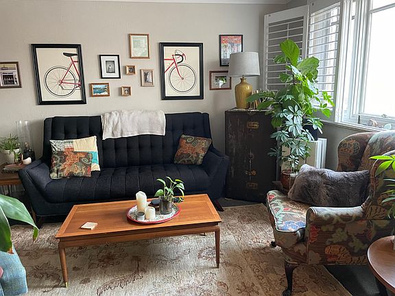 2nd image of 969 S Pearl St APT 207