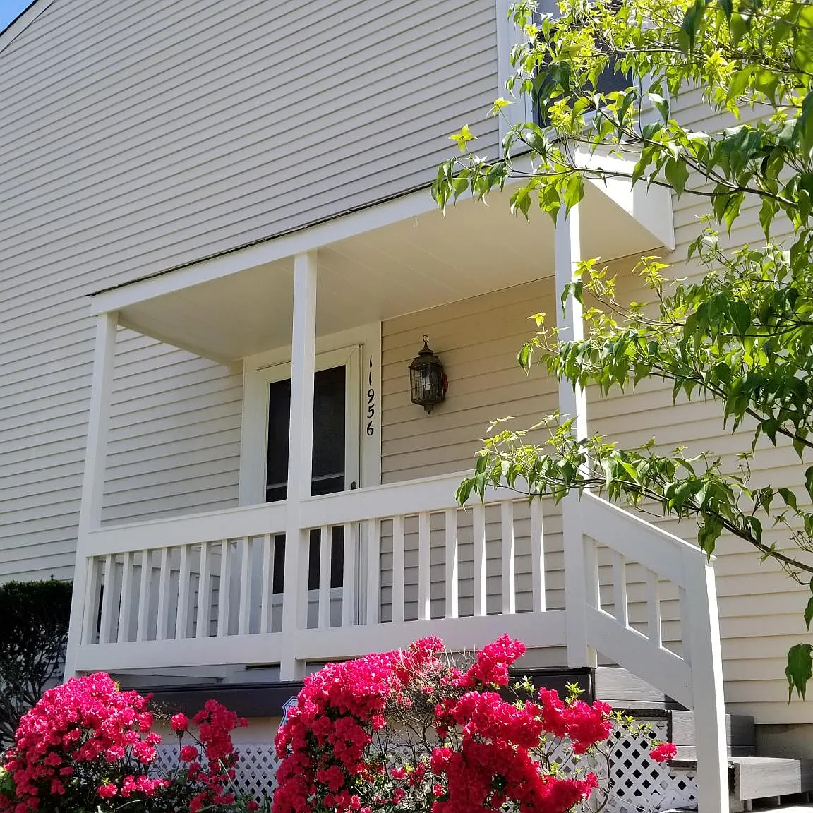 3 bed, 2.5 bath, 1080 sqft, $2,900 — Photo 2