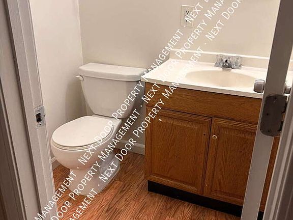 4th image of 1100 Evelyn Ln APT C