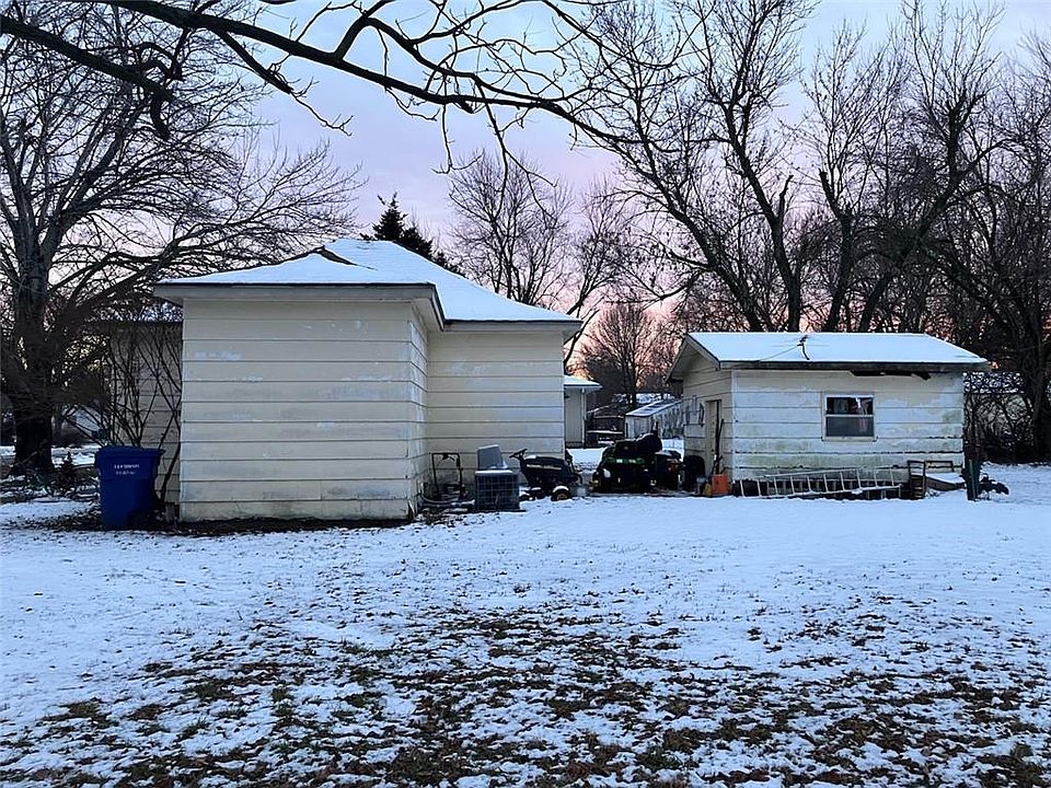 626 N 6th St, Lacygne, KS 66040 Zillow