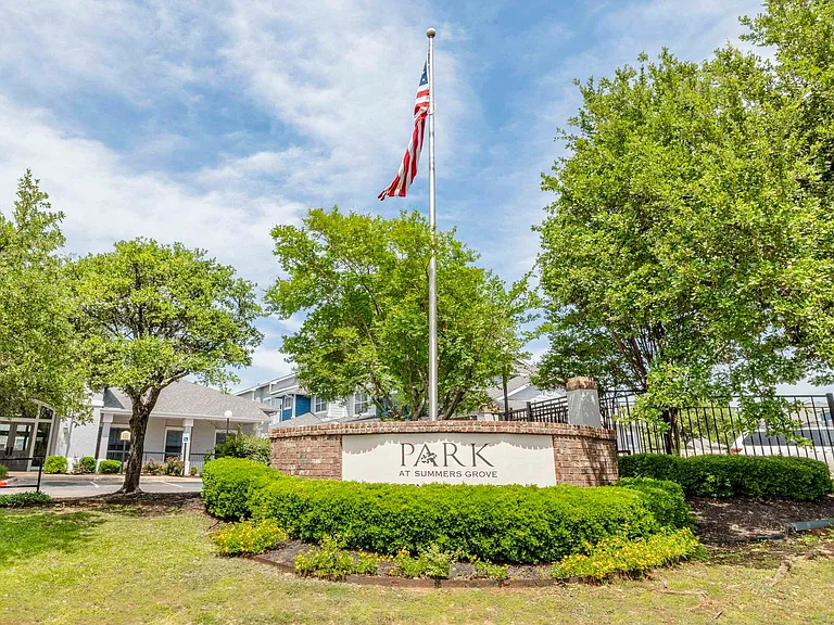 Park at Summers Grove — Photo 6