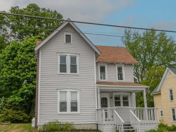 4 2nd Avenue, Mayfield, NY 12117